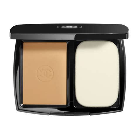 chanel compact-foundation